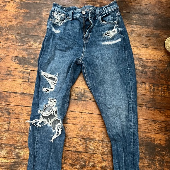 American Eagle Outfitters Denim - American Eagle Mom Jean Destroyed